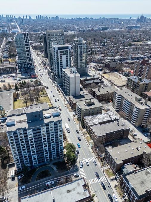 1520-1524 Bathurst St