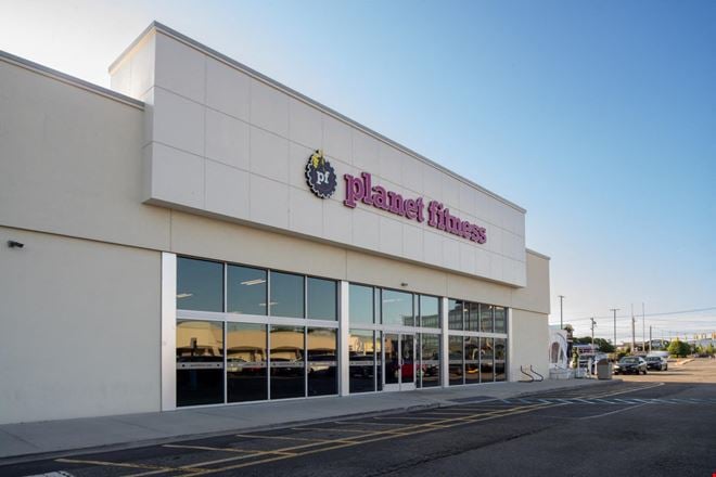 Preview of Retail space for Rent at 161-191 Old Country Road & Glen Cove Road, Carle Place, NY