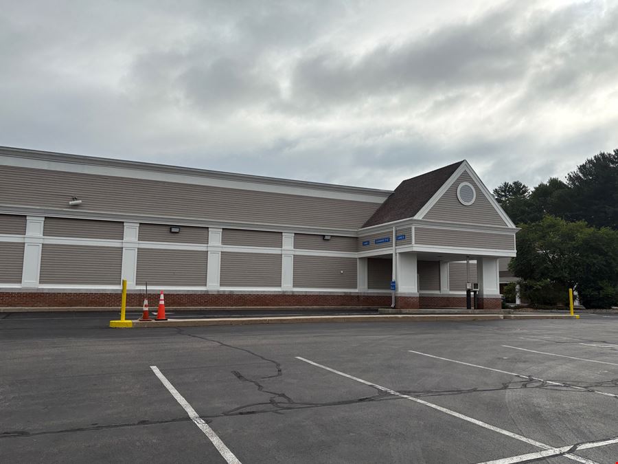 Freestanding Retail Opportunity ±15,251 SF