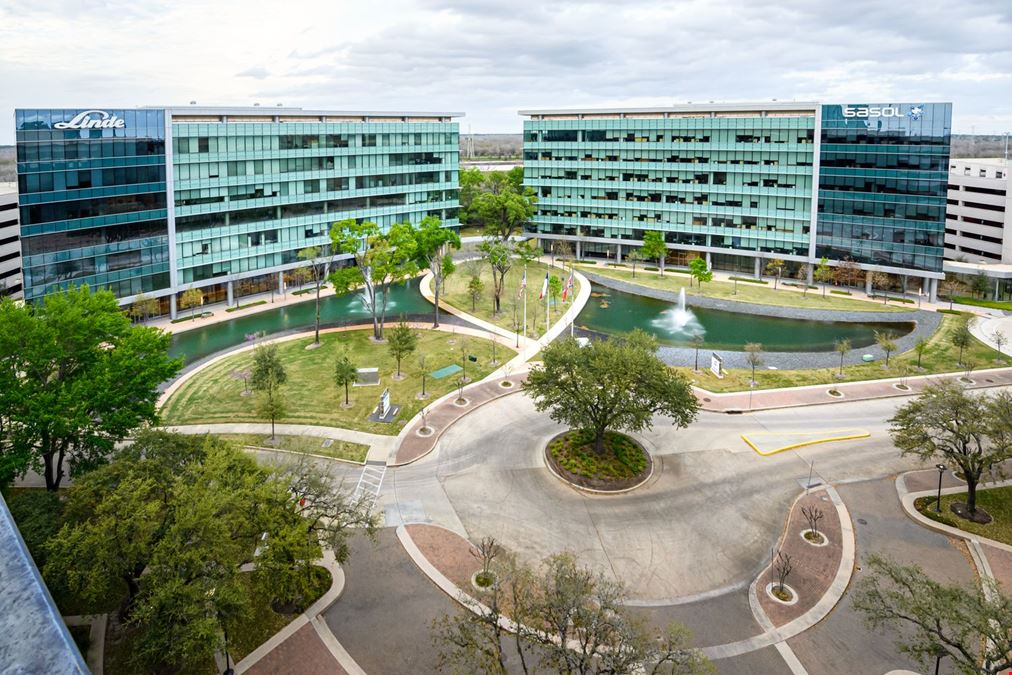 Woodbranch Plaza IV