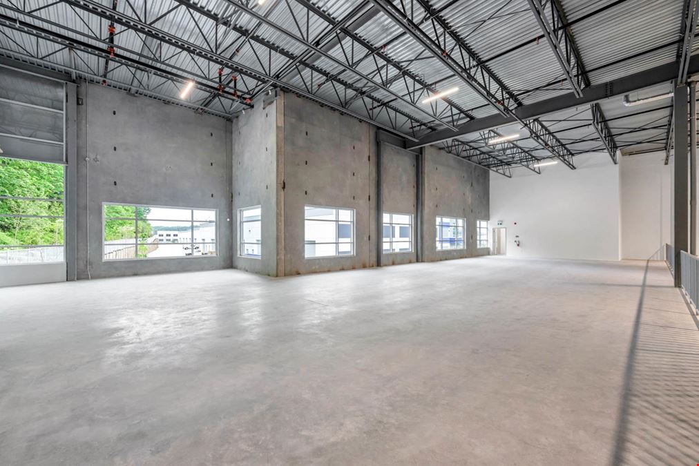 1355 Riverside Road (Building B - Riverside Road Business Park)