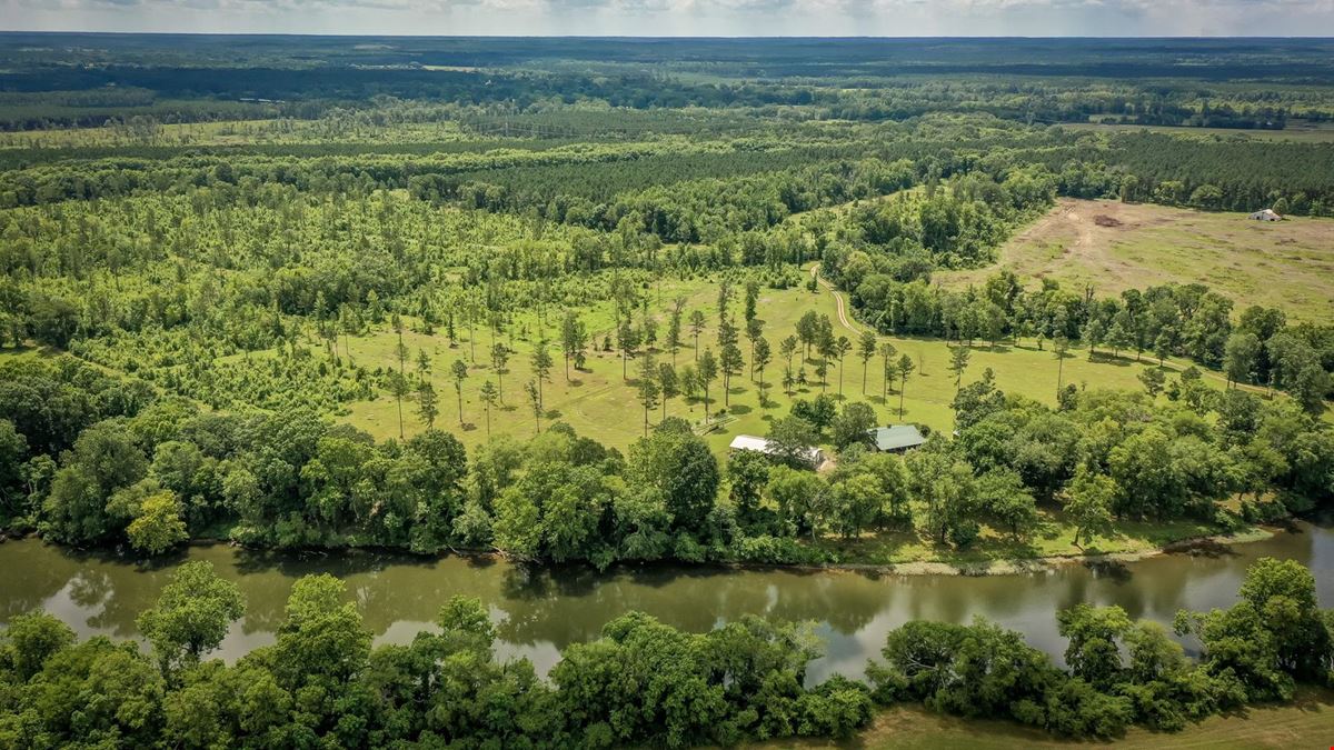 Ouachita River Private Hunting & Fishing Retreat