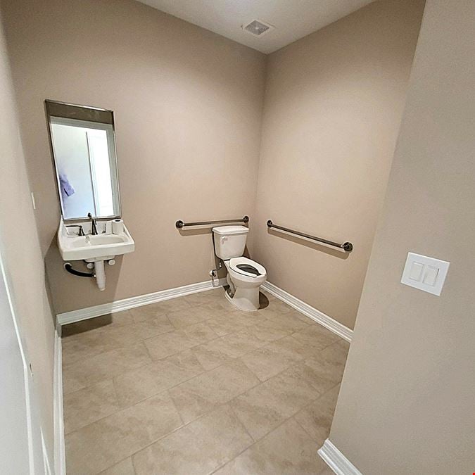 Prime Pearland Professional Office | For Sale or Lease Unit 1502