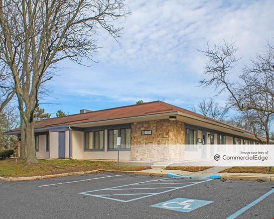 Preview of Office space for Rent at 2001 Lincoln Drive West