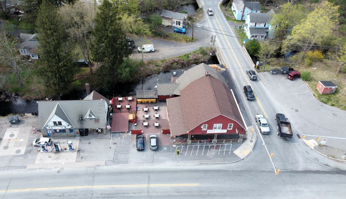 Operating Neighborhood Pub/Restaurant w/ Additional Rental Units