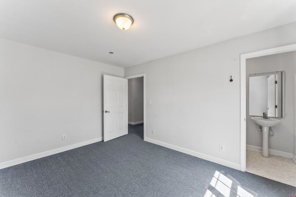 Standalone Office Building for Lease