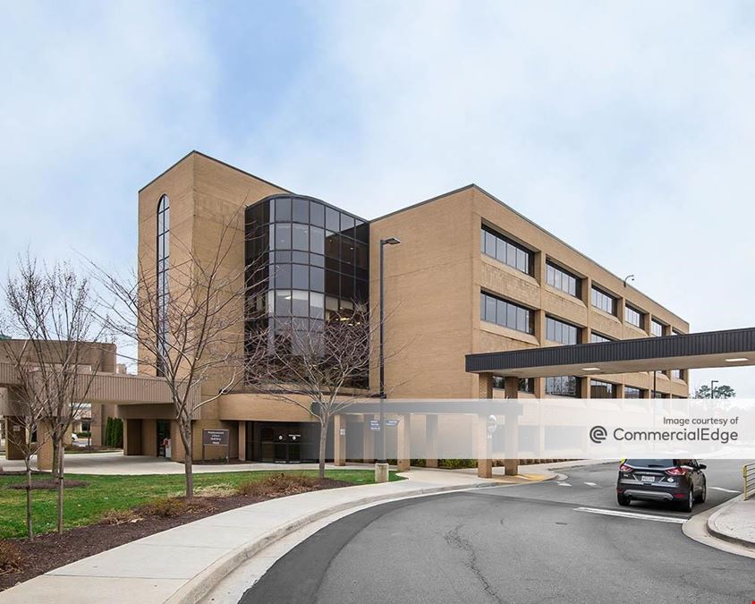 Henrico Doctors’ Hospital - Courtyard Medical Office Building