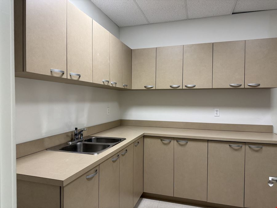 Unit 2023 - 2560 Shell Road - Shell Centre