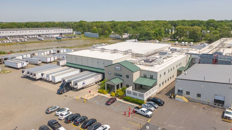 Preview of Industrial space for Rent at 700 Railroad Avenue
