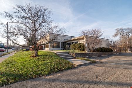 Preview of Office space for Rent at 880 King Ave & 896 King Ave