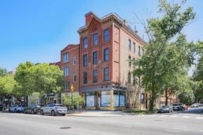 1925 W Division St