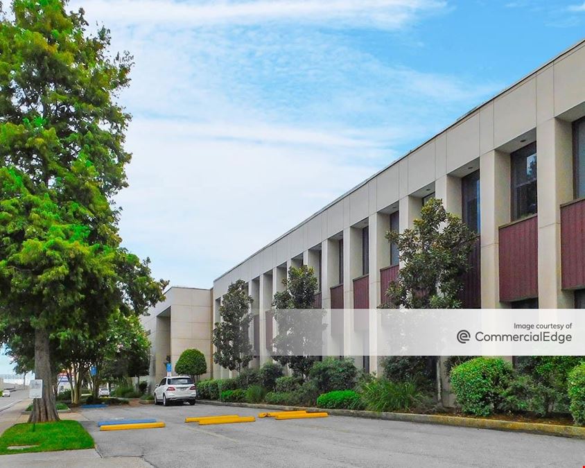 4300 South Interstate 10 Service Road West