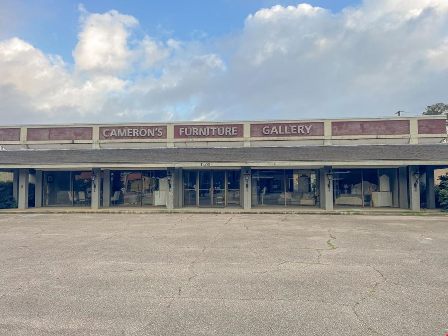 Retail Building for Sale