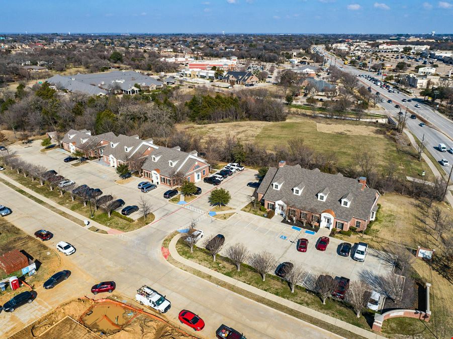 109 River Oaks 