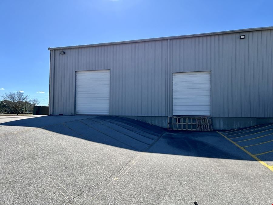 7,000+ SF Flex Space Next to Fayetteville Airport