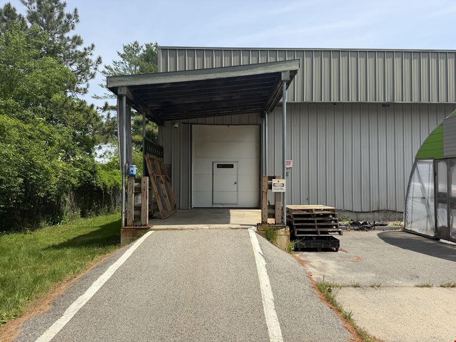 High-Visibility Retail/Flex Space