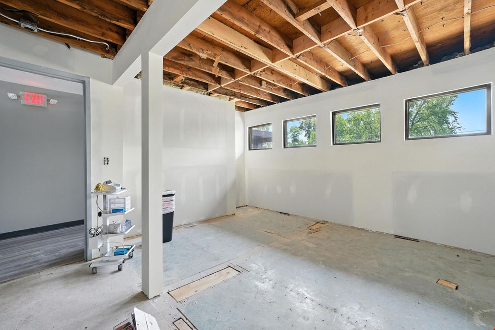 3820 Central Ave