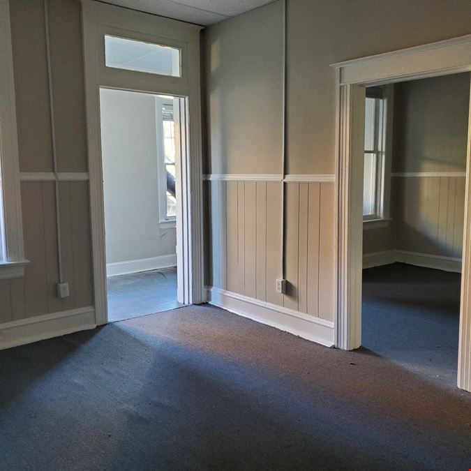 118 North Division Street Unit 204