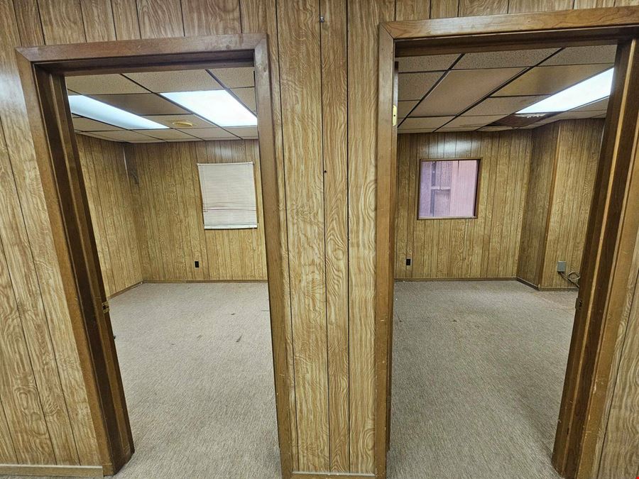 2 Loading Dock Shop/Office Near I-20