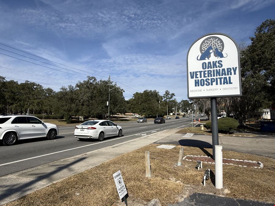 Veterinary and Boarding Facility