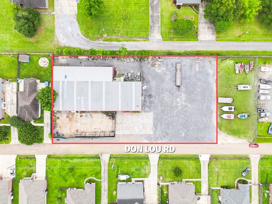 ±10,000 SF Office/Warehouse with Yard Space
