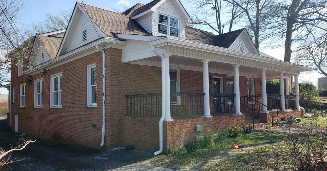 31 N Main St