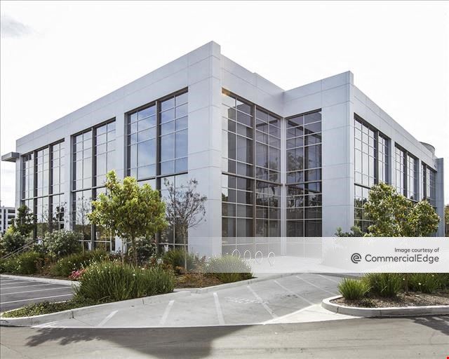 The Pavilion at La Jolla Commons