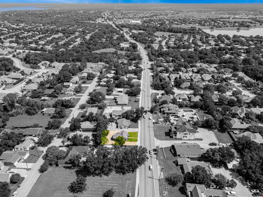 N Goliad Standalone Office/Retail/Boutique
