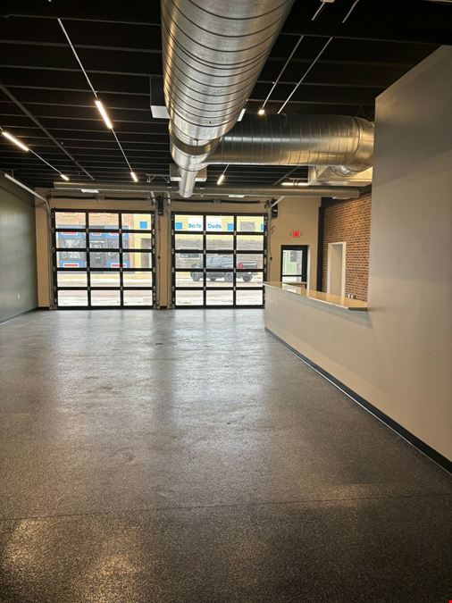 Madelia Retail Venue
