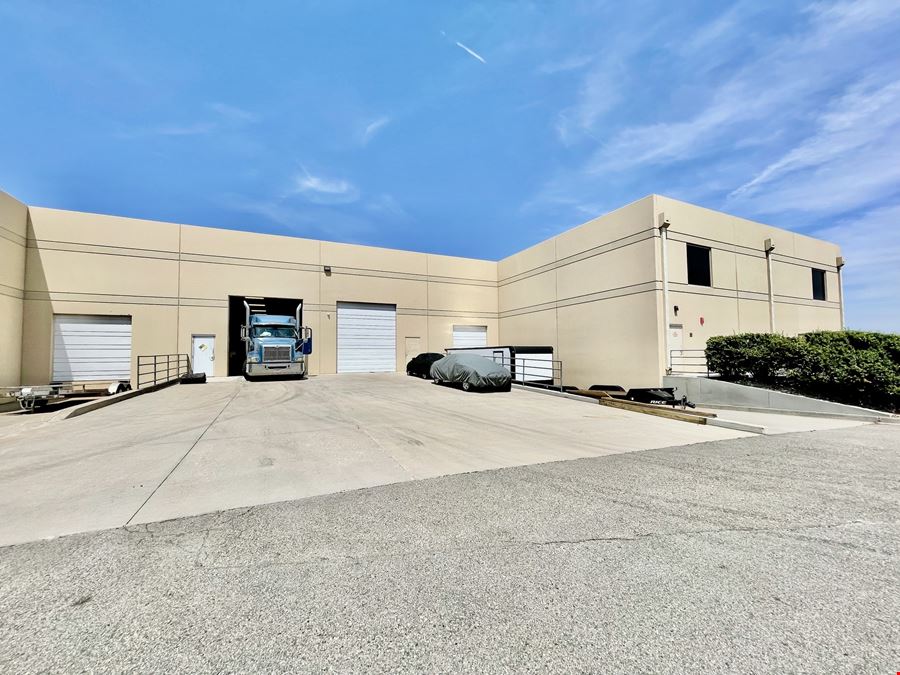 7790 S Wheeling Ct