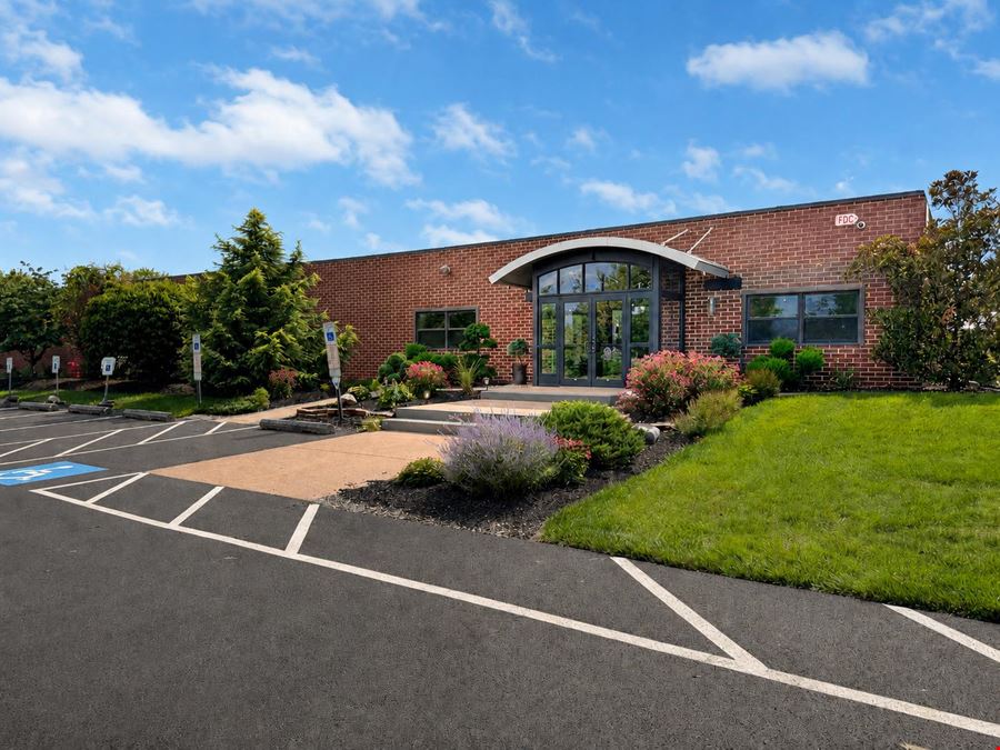 22,475 SF± Flex/Industrial Building