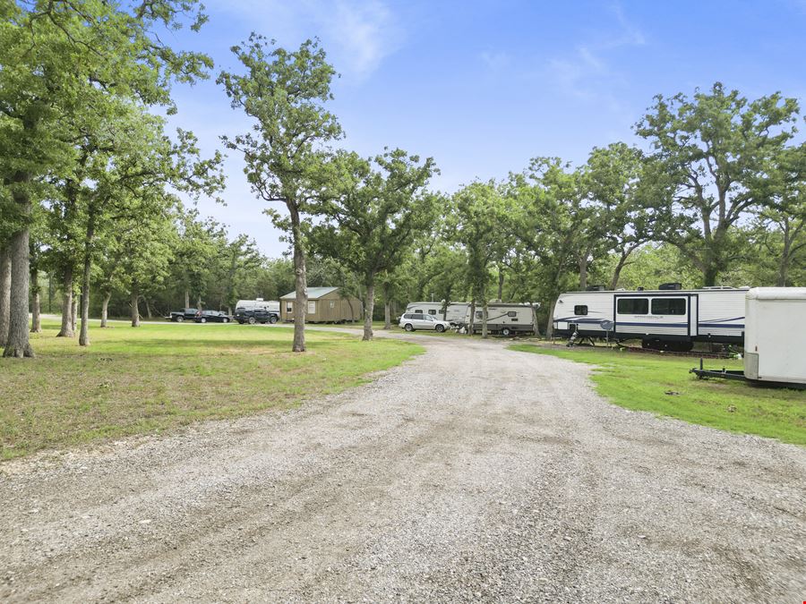 Scenic, Income-Generating RV Park – Fully Equipped in Prime Outdoor Recreation Area