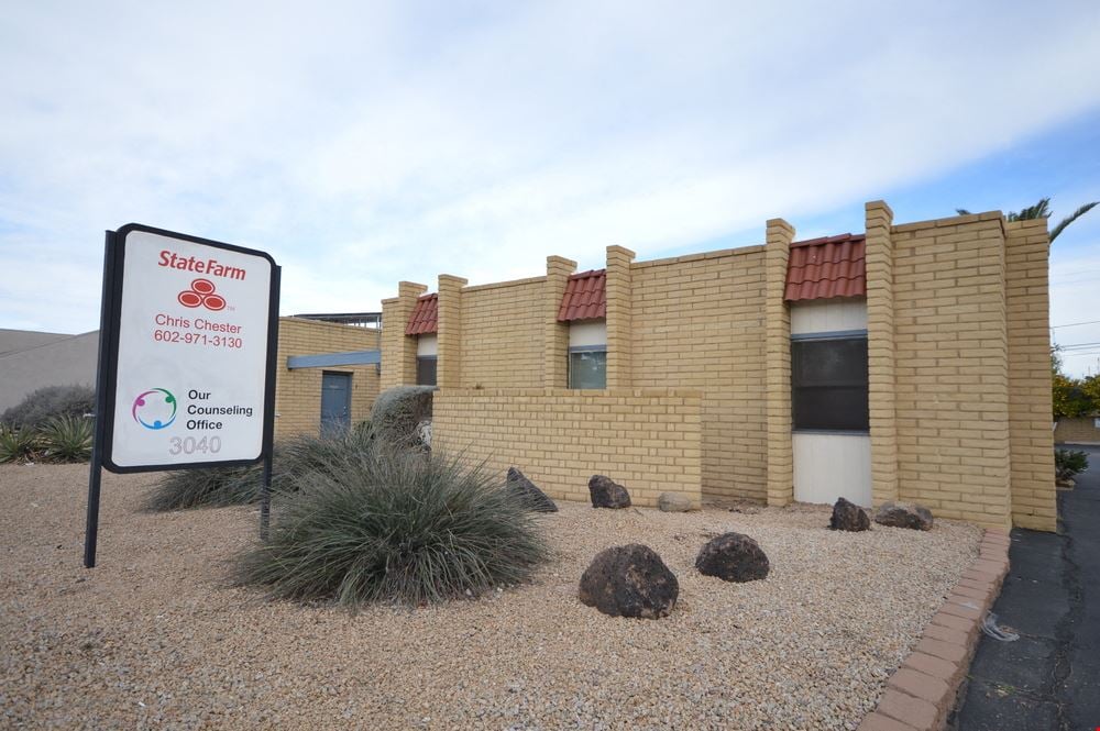 3040 E. Cactus Road