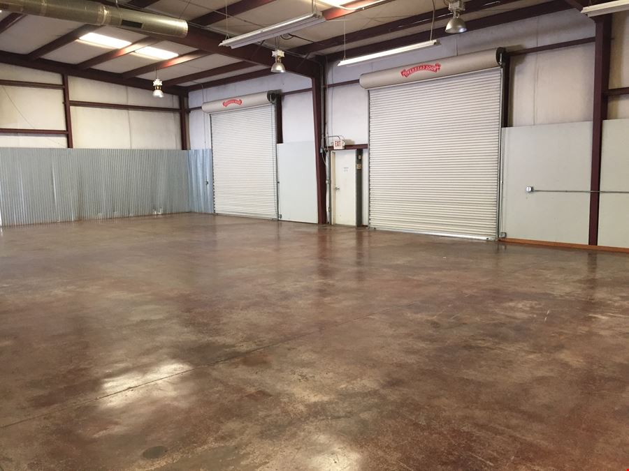 5,000 sq.ft. Office / Warehouse w/ Fenced Yard