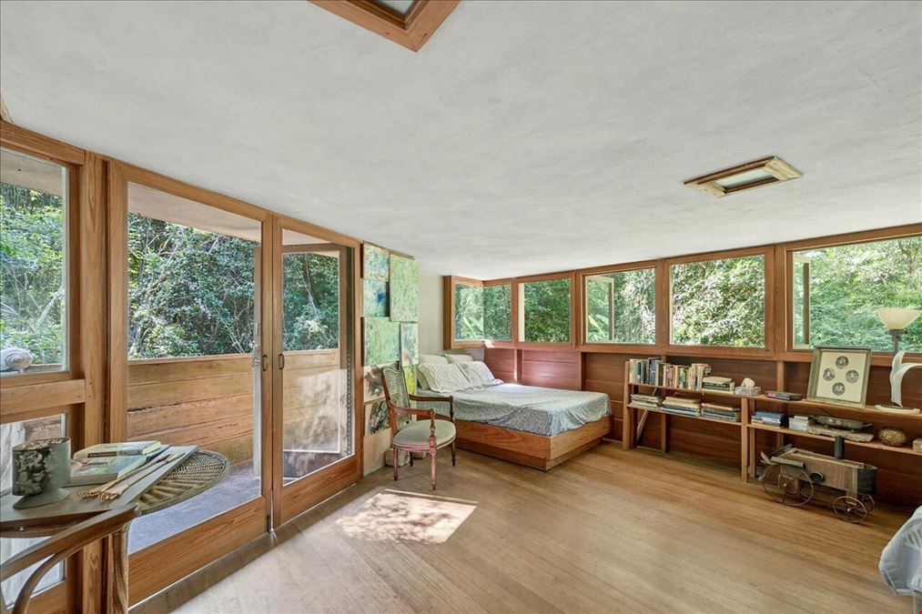 Frank Lloyd Wright / Spring House