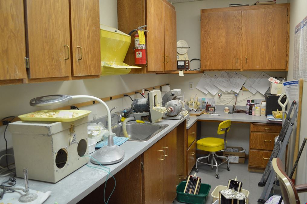 2 Condo Value-Add Office/Retail Owner User or Investment