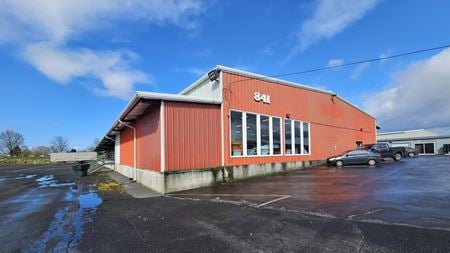 Preview of Industrial space for Rent at 841 3rd Ave