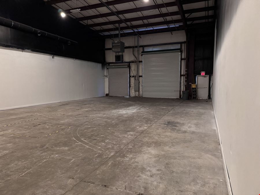 MIDTOWN OFFICE/WAREHOUSE FOR LEASE