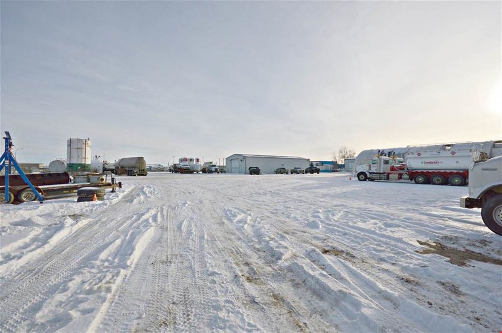 ±15,800 SF INDUSTRIAL w/ SHOP, OFFICE & YARD Space