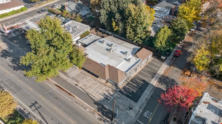 1123 Castro Way | Land Park