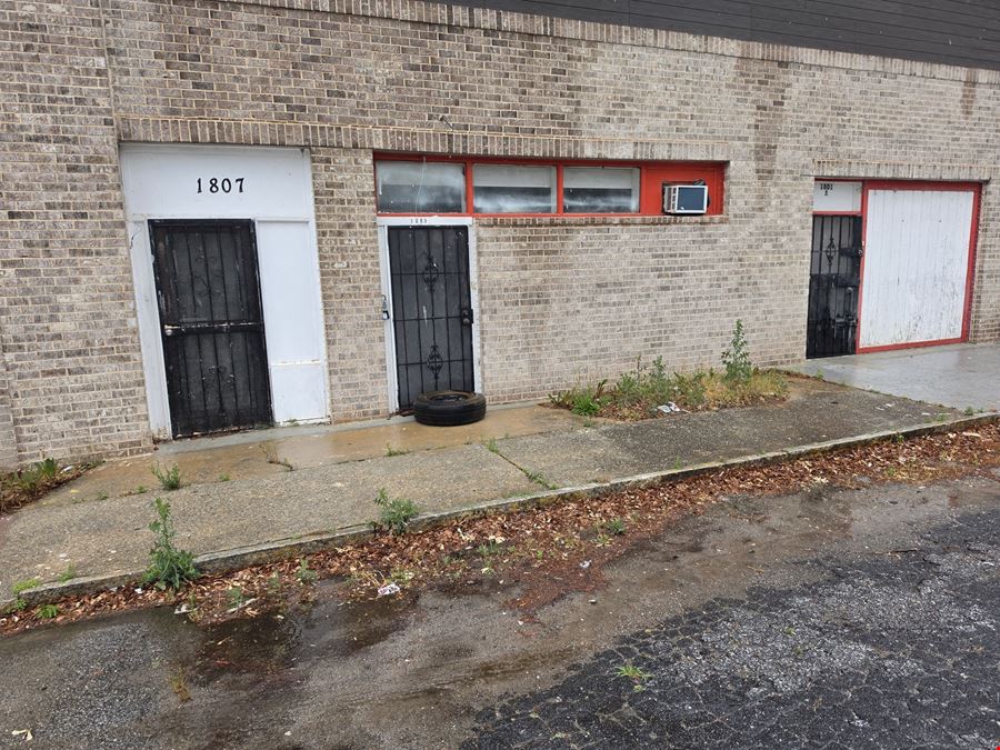 3850 Glenwood Rd | Multi-Tenant Retail Strip | Decatur, GA