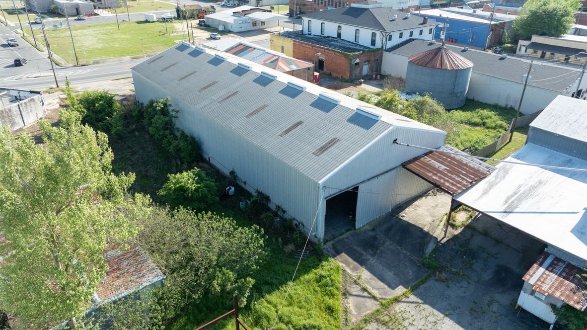 Hawkinsville, Georgia - Cotton Warehouses/Gin