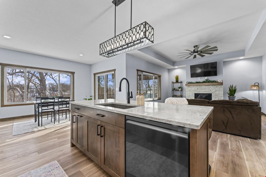 Modern Home in SW Rochester