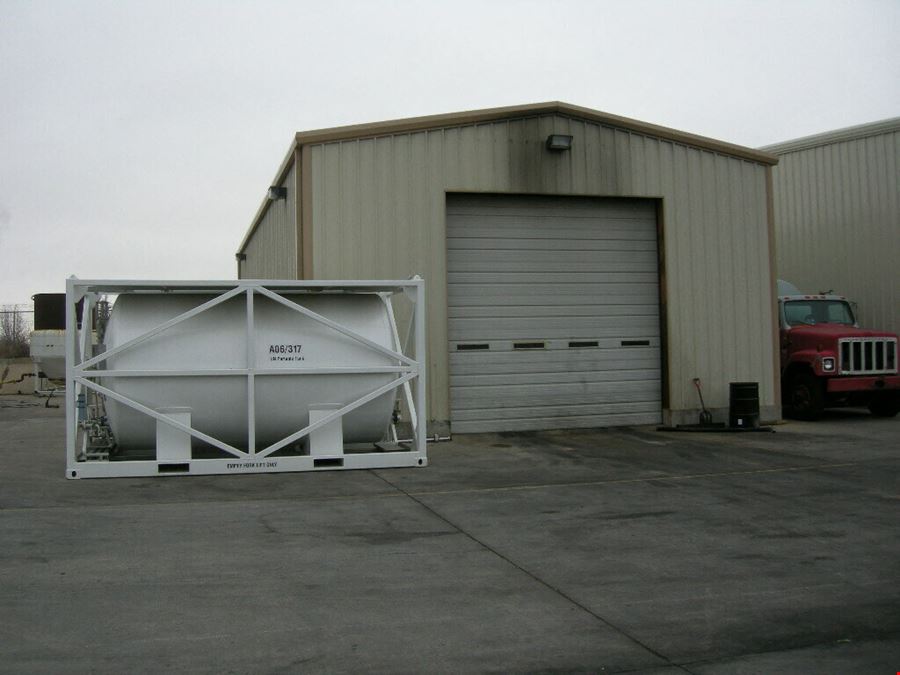 1200 E Highway 7