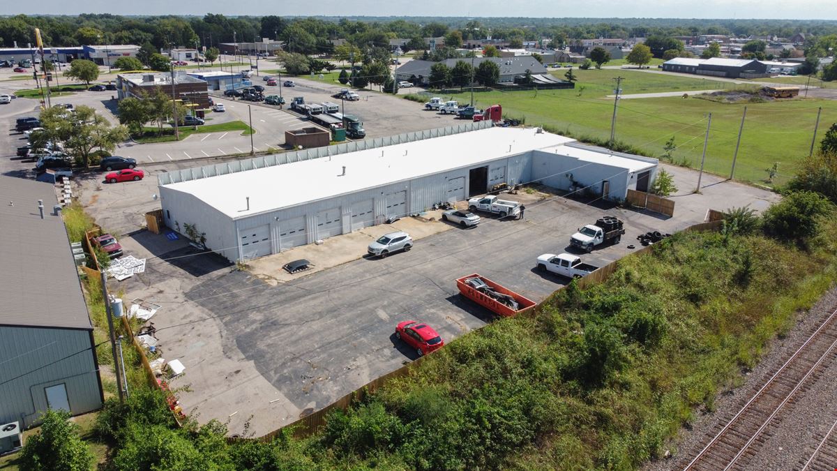 DEALERSHIP & 16-BAY SHOP