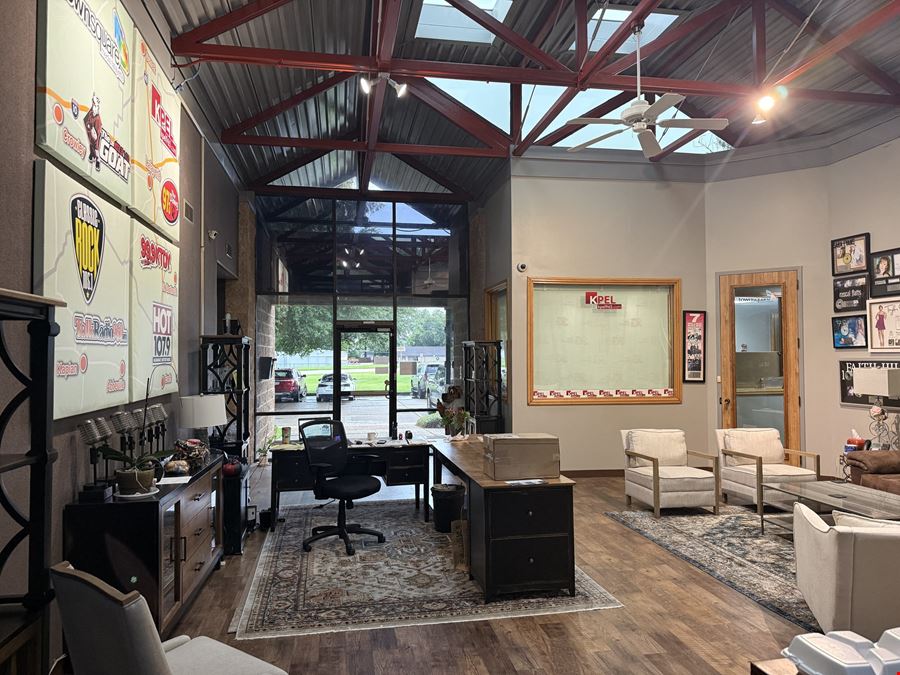 Long Term Net Leased Office Building
