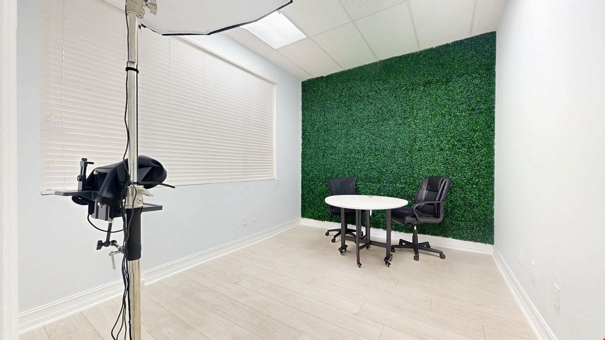 MIAMI LAKES OFFICE VILLAGE CONDO