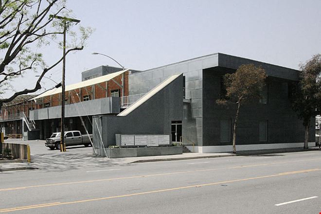 Preview of Office space for Rent at 1520-1528 Cloverfield Blvd.