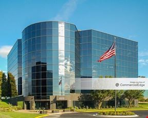 10150 N Ambassador Dr