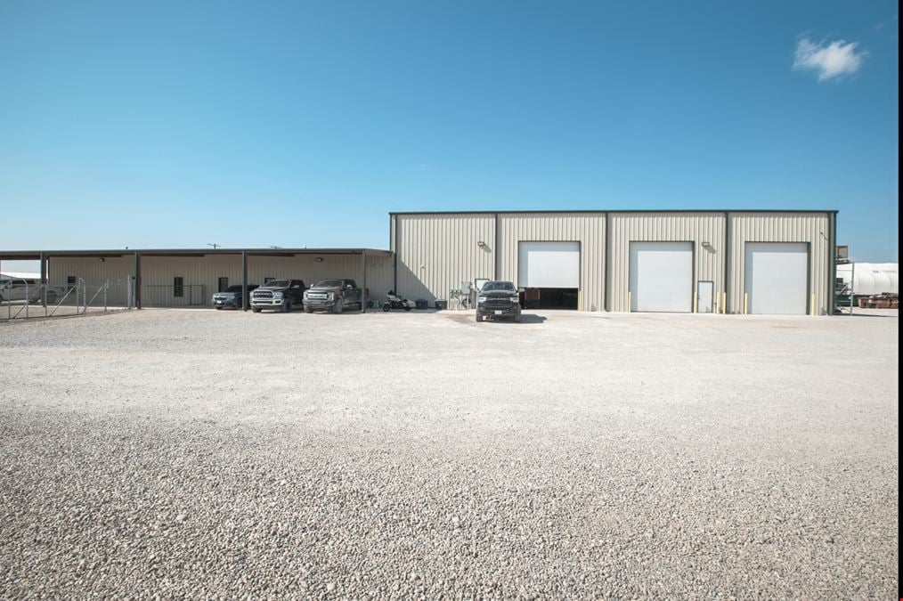 Crane Served Shop & Premium Office Space in Carlsbad, NM!